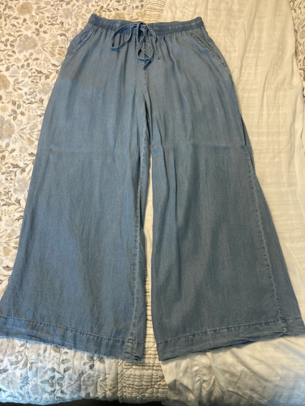Workshop Republic Clothing Light Blue Wide-Leg Drawstring Jeans